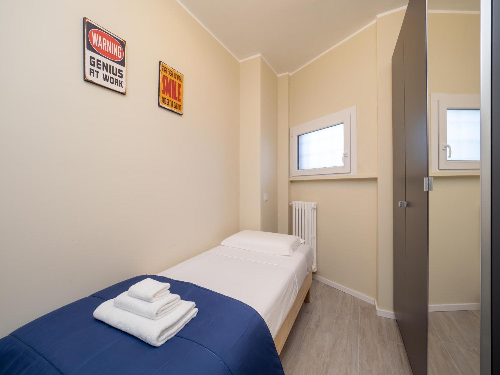 Appartamento Modern 2br With Private Balcony, Steps To Metro